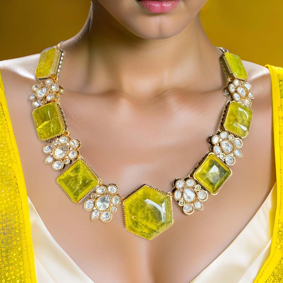 Famous Designer Monalisa Kundan Necklace Set