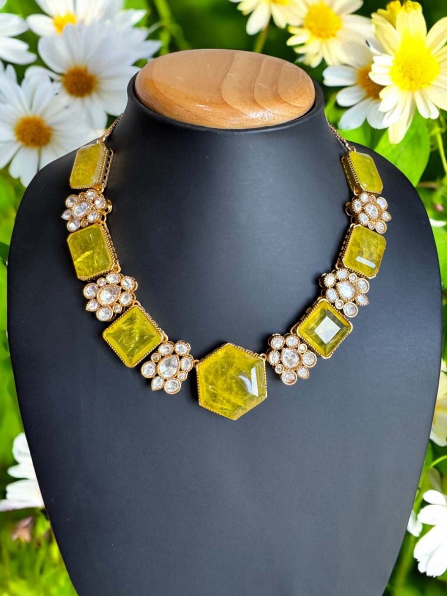 Famous Designer Monalisa Kundan Necklace Set