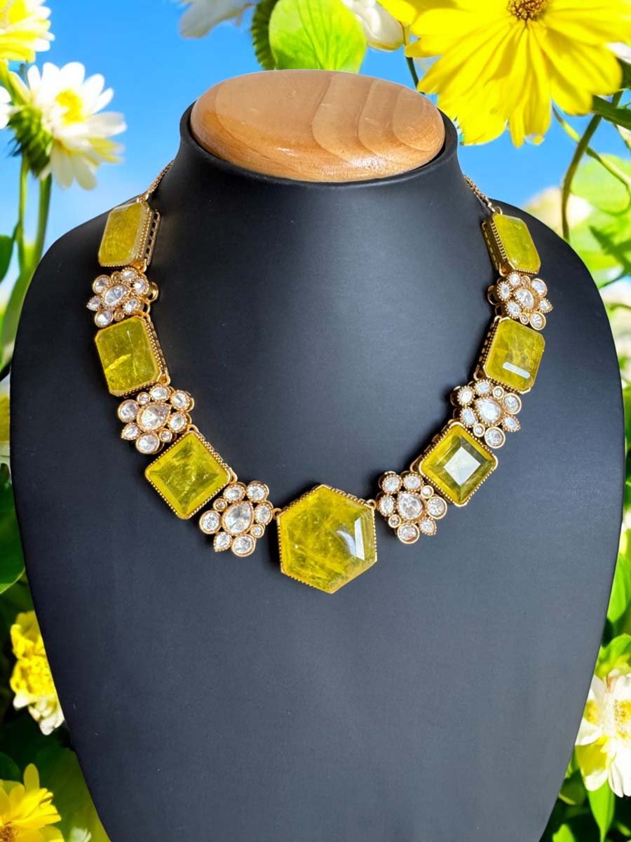 Famous Designer Monalisa Kundan Necklace Set