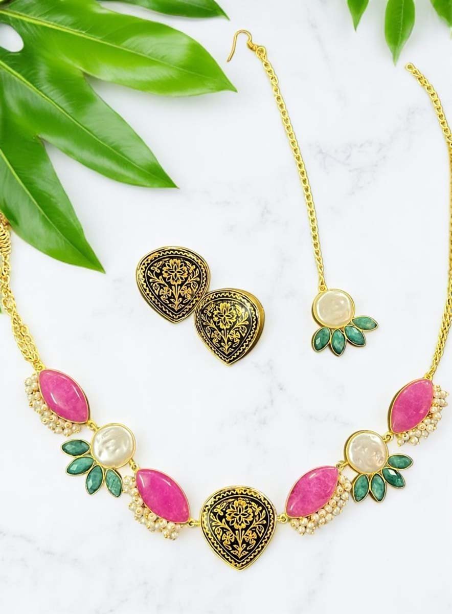 Handmade Natural Stones Designer MOP Necklace Set