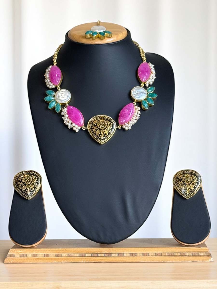 Handmade Natural Stones Designer MOP Necklace Set