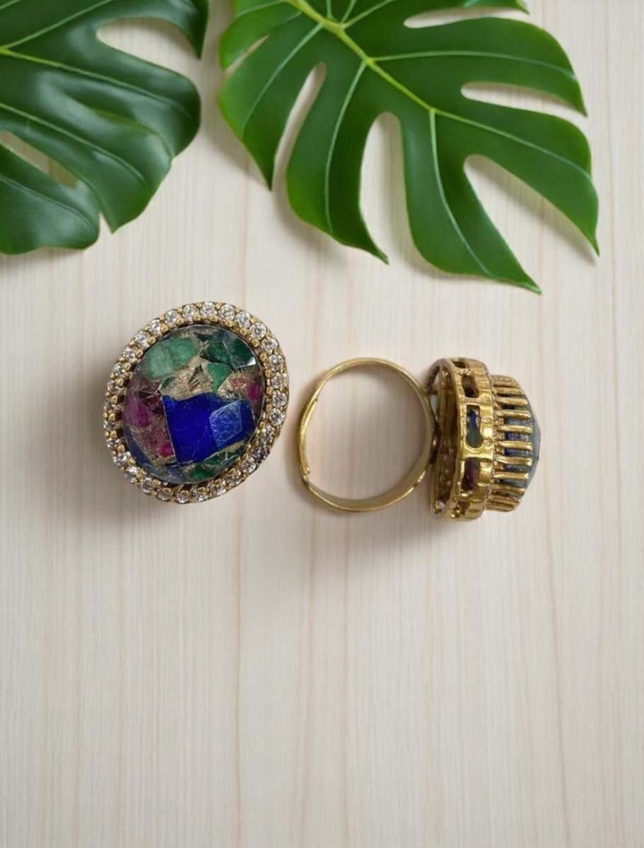 Oval Shaped Marble Stones Finger Rings
