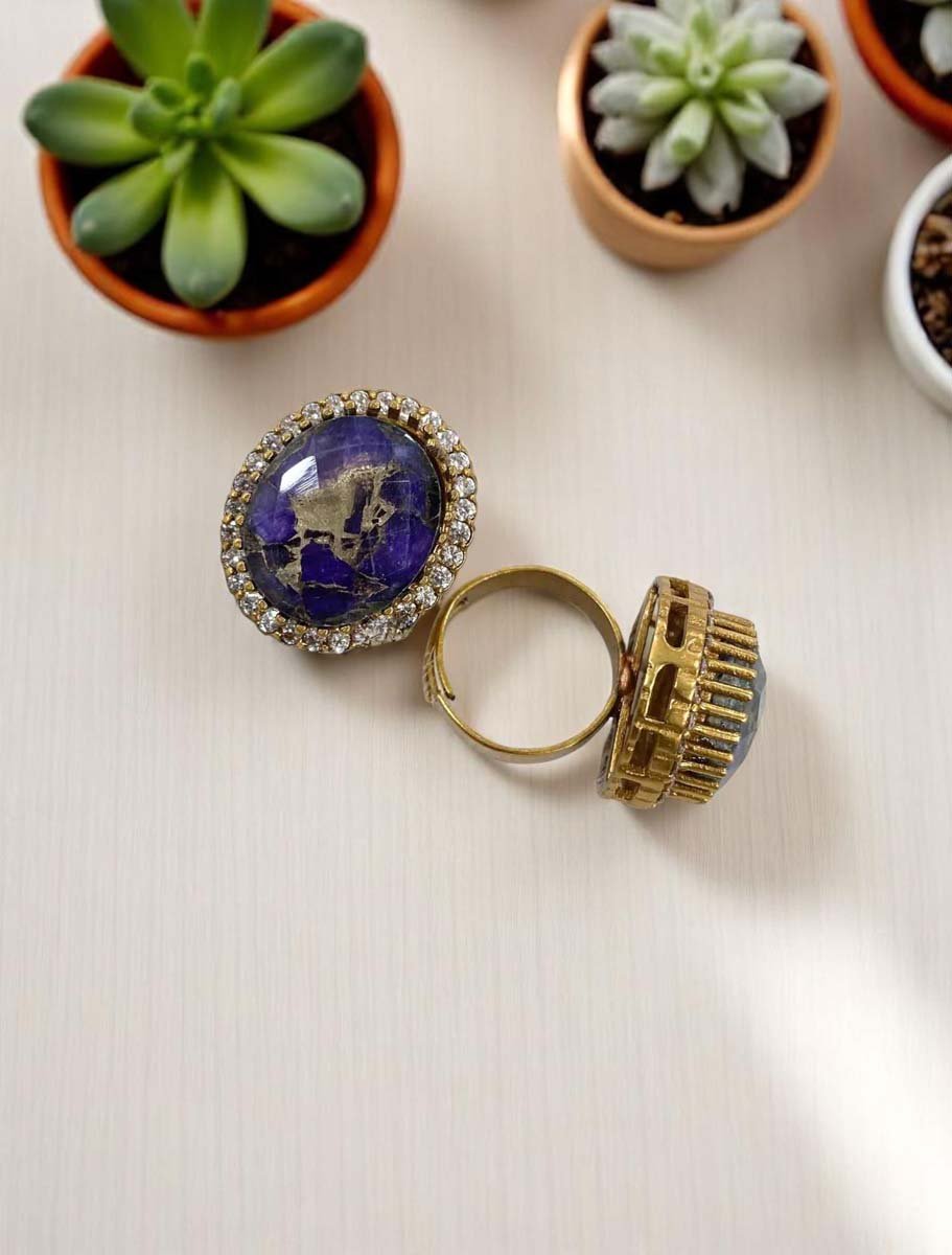 Oval Shaped Marble Stones Finger Rings