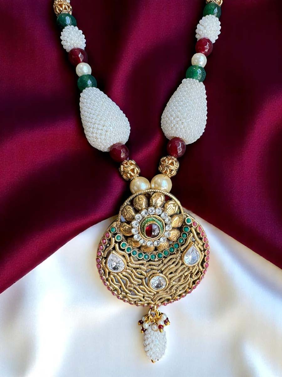 Matte Gold Finish Rajwadi Necklace Set