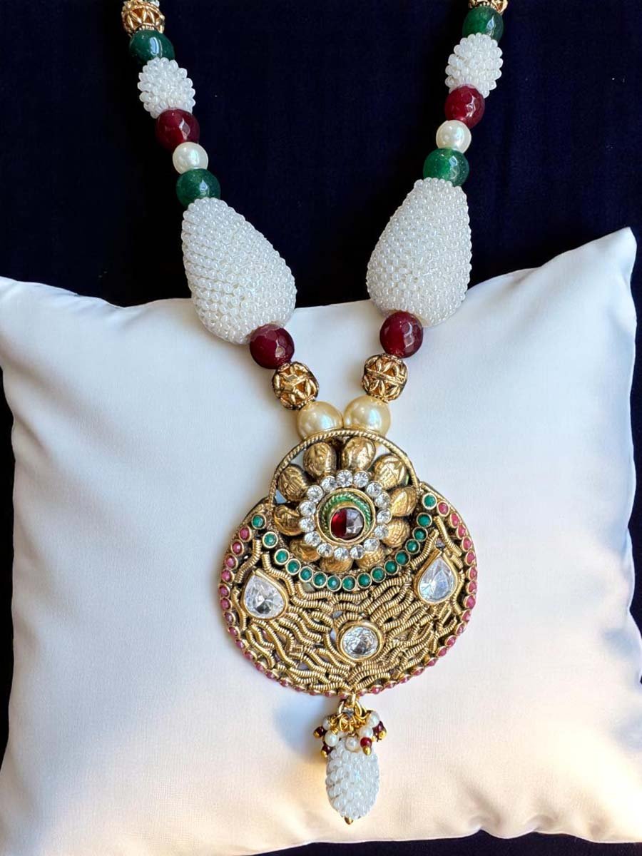 Matte Gold Finish Rajwadi Necklace Set