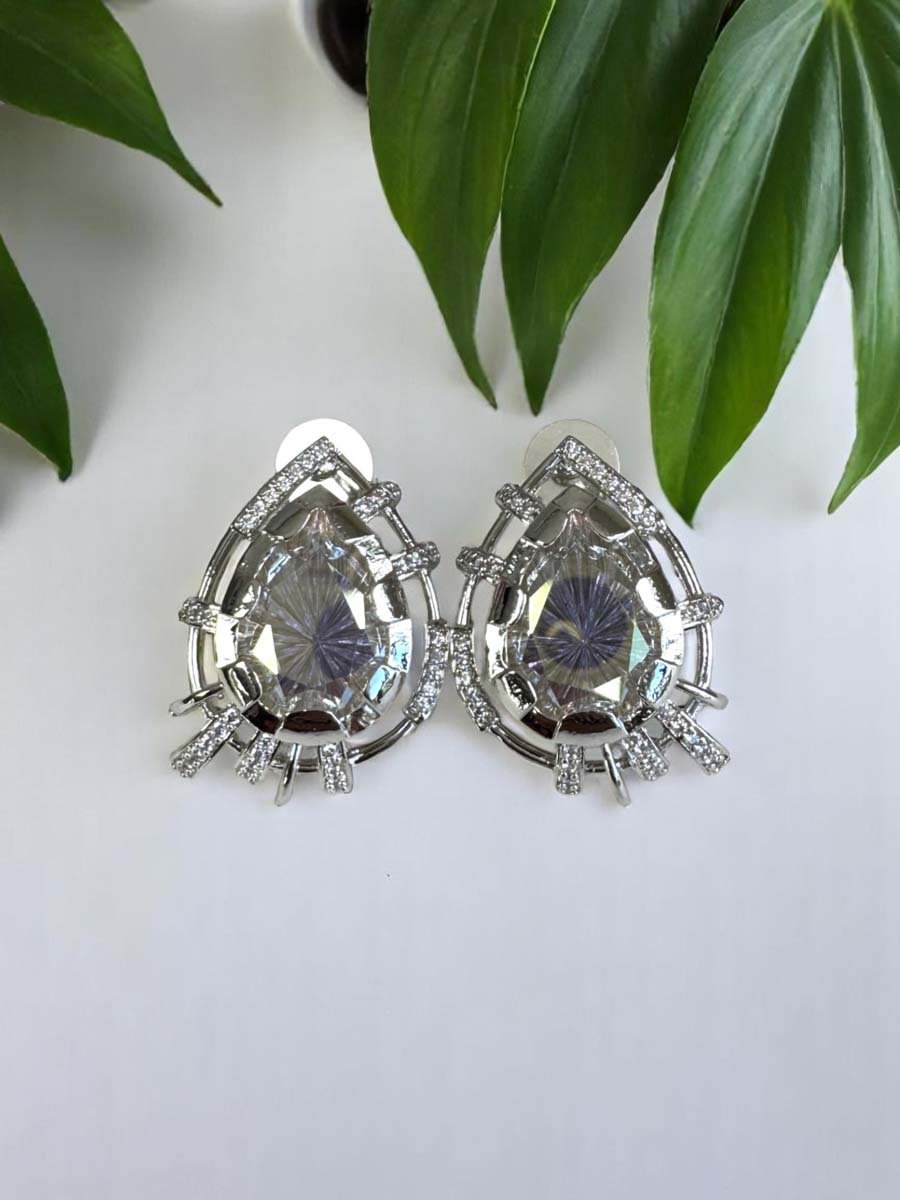Shimmering Pear Cut Swarovski Stud Earrings (Rhodium)