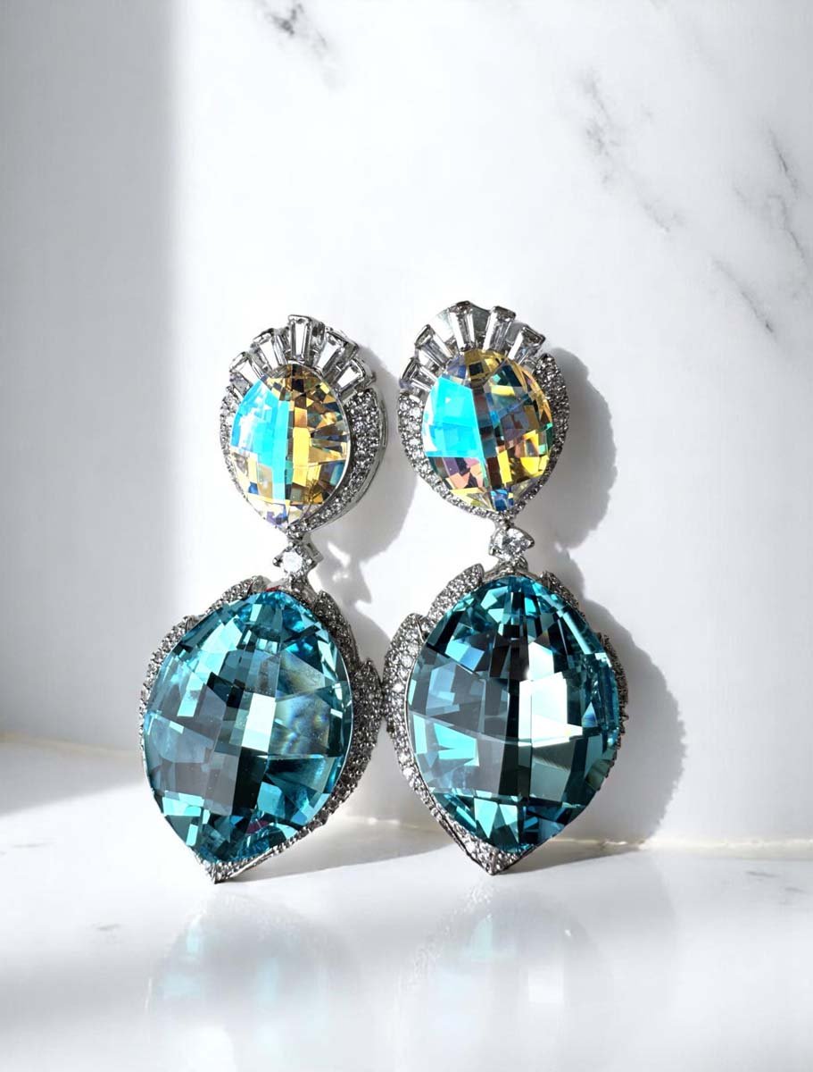 Shimmering Swarovski Crystal Earrings (Rhodium)