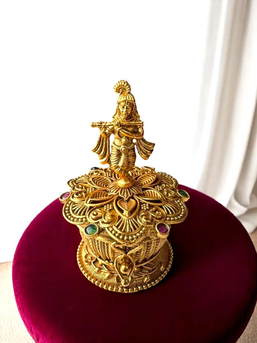 Beautiful Designer Rajwadi Polish Kumkum Dabbi