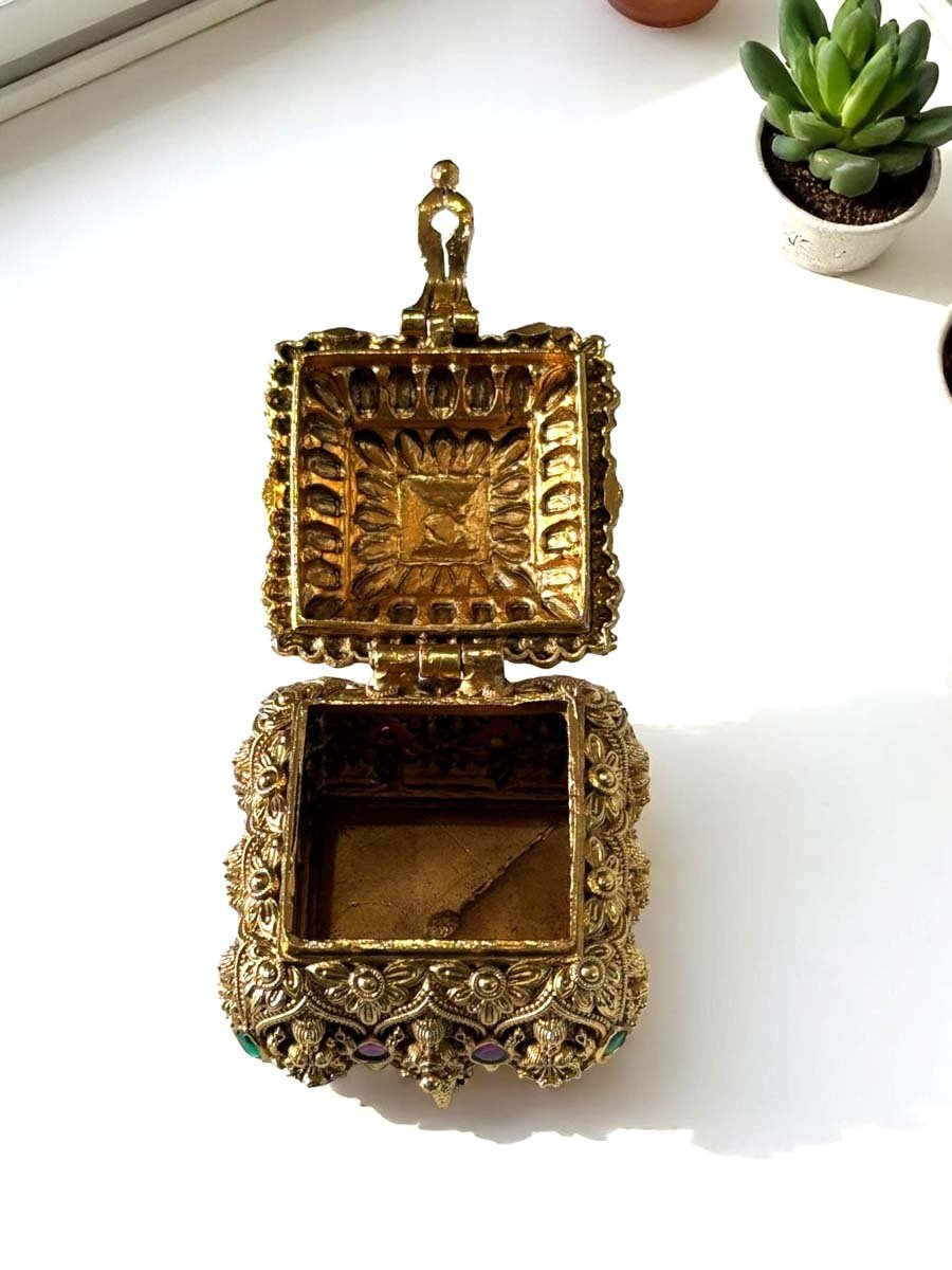 Intricately Crafted Premium Brass Kumkum Box