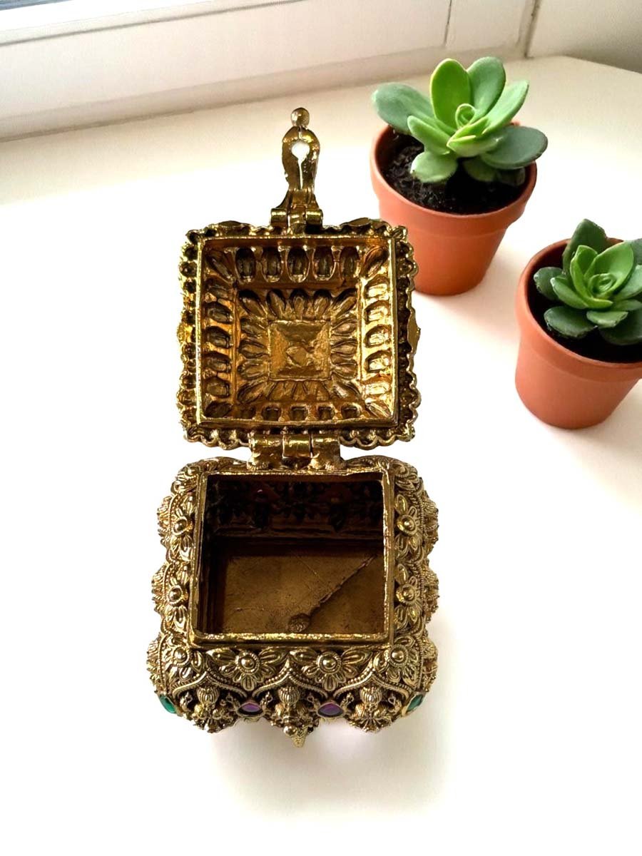 Intricately Crafted Premium Brass Kumkum Box