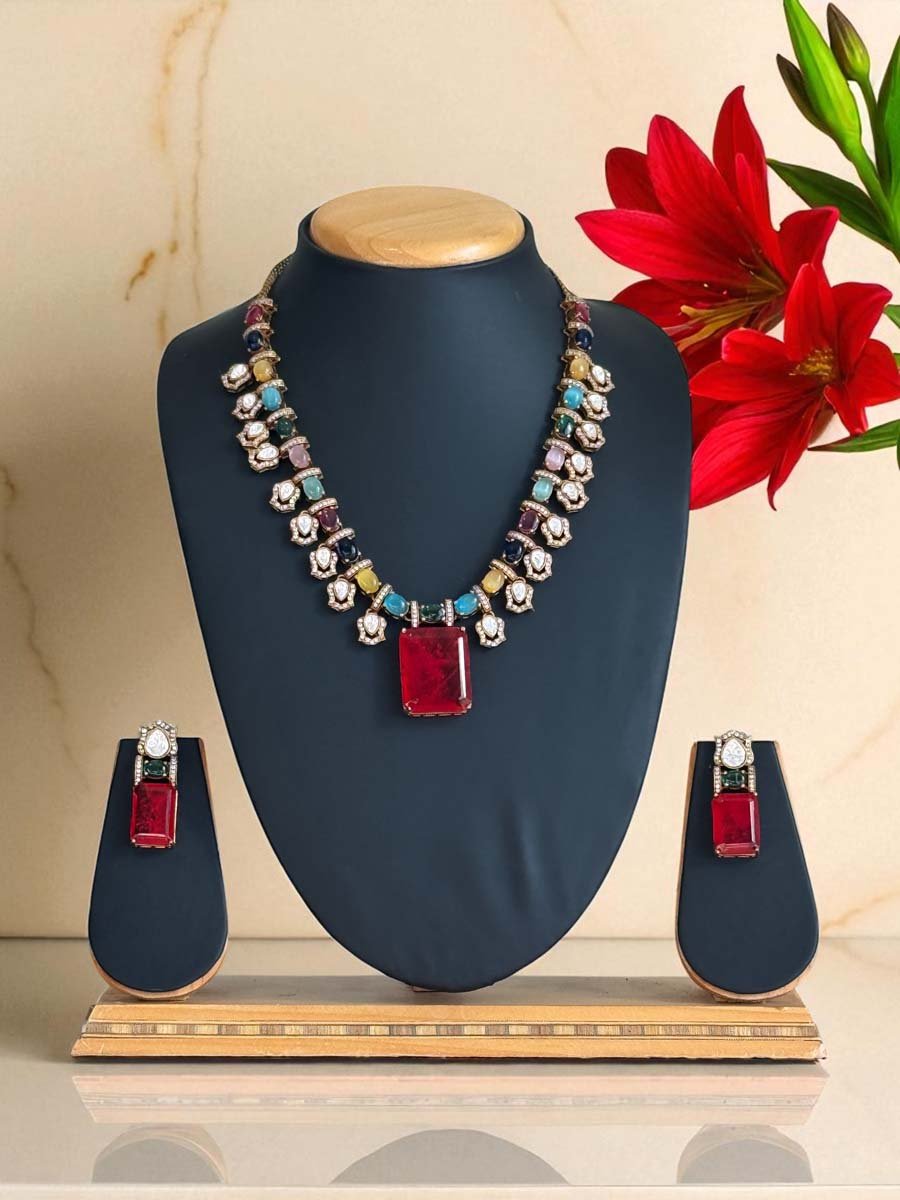 Exquisite Moissanite Polki Kundan Necklace Set
