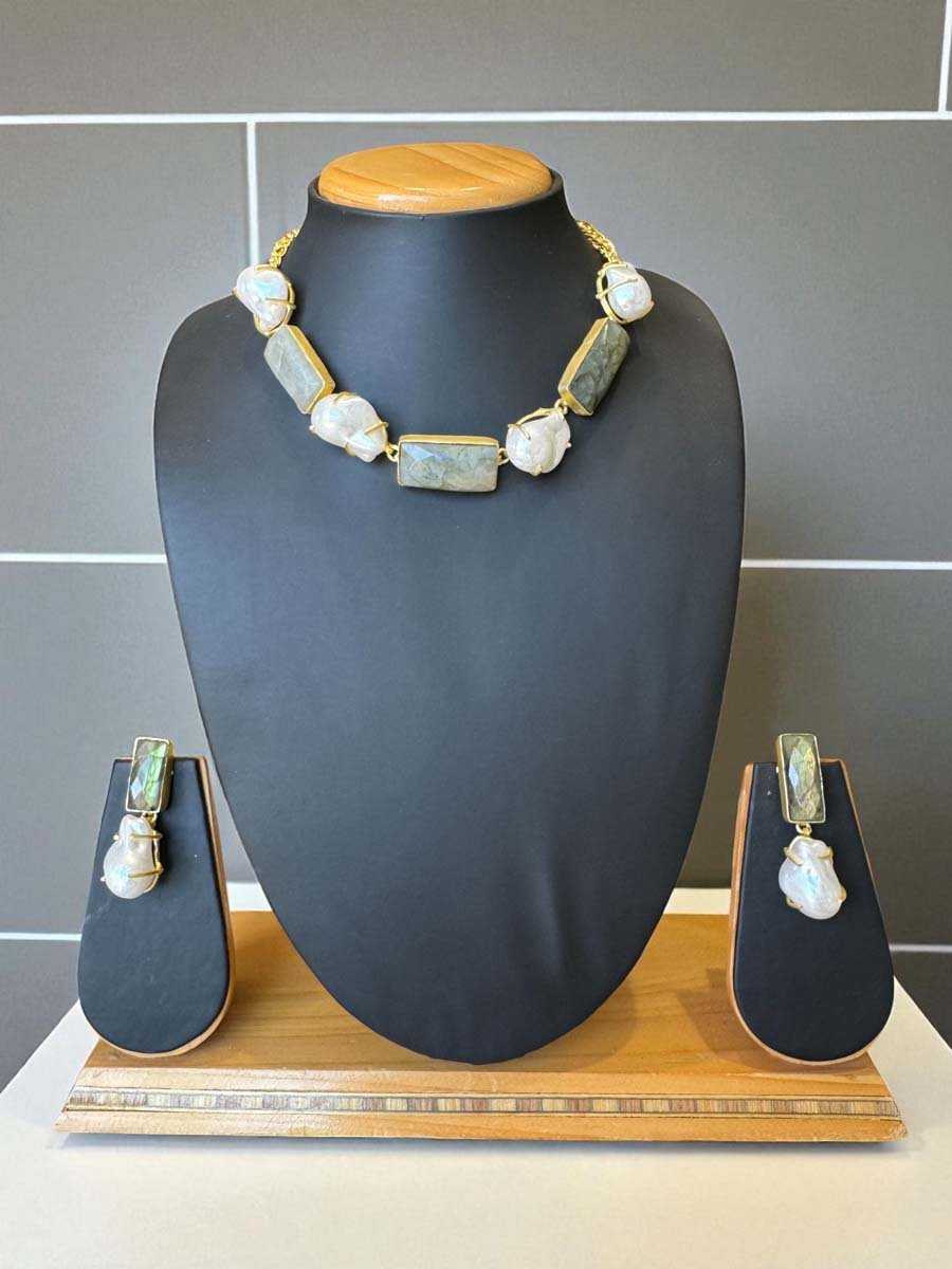 Natural Stone MOP Necklace Set