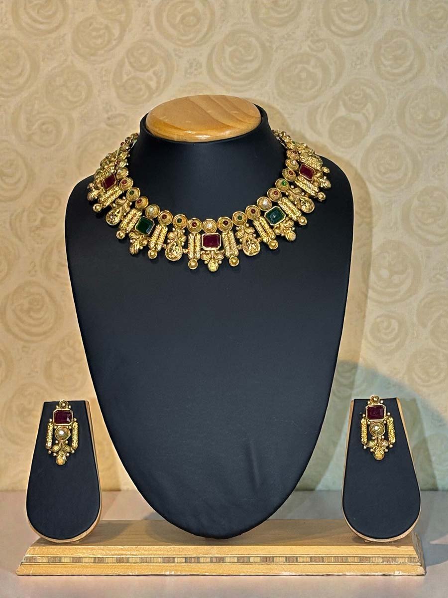 Antique Gold Finish Rajwadi Necklace Set