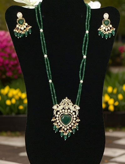 Emerald Victorian Pendant Necklace Set