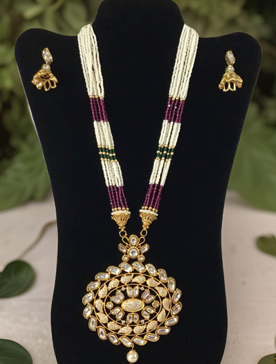 Fine Quality Kundan Pendant Necklace Set