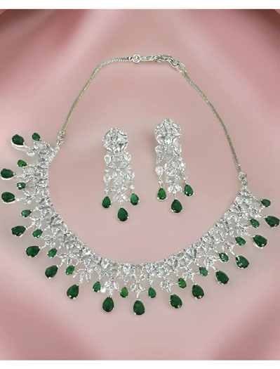 Fine Quality AD/CZ Emerald Green stones necklace set