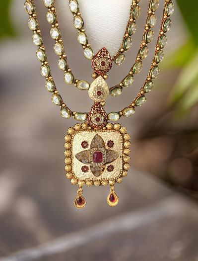 Traditional Rajwadi Kundan Long Rani Haar with earrings