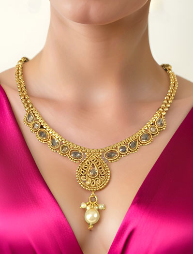 Antique Gold Kundan Choker Set