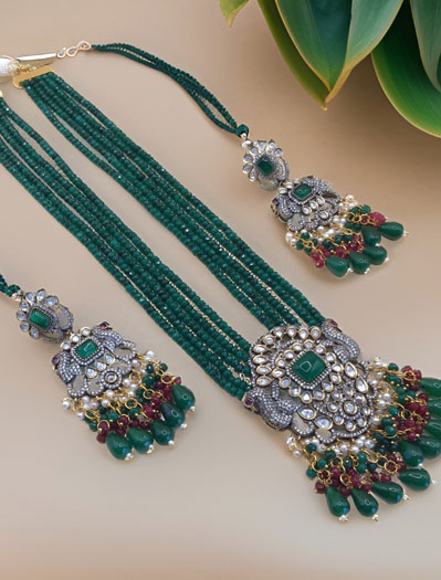 Emerald Victorian Long Necklace set