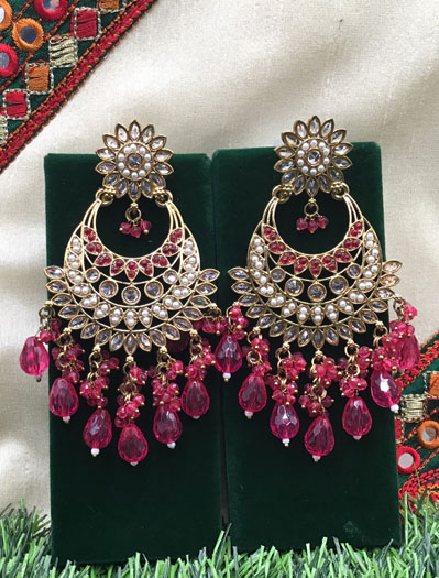 Beautiful Designer Mehendi Polish Earrings Set