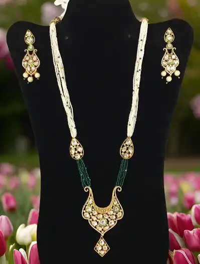 Handcrafted emerald kundan long necklace set