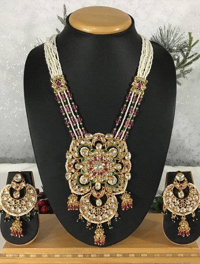 Handmade Pachi kundan necklace with earrings