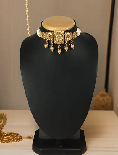 Antique Gold Plated Rajwadi Choker Set