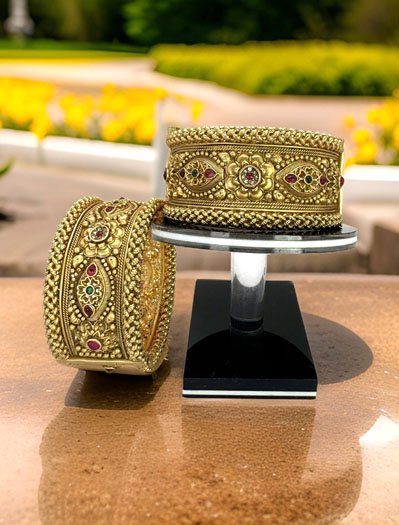 Antique Design Gold Plated Rajwadi Kada Bangles