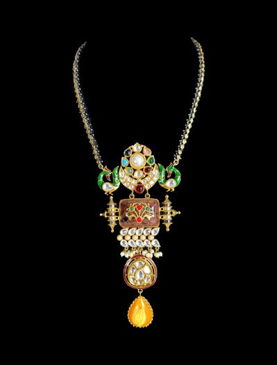 Exquisite Amrapali Fusion Pendant Necklace