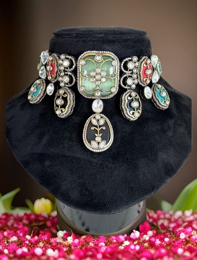 Amrapali Navratan Choker Set