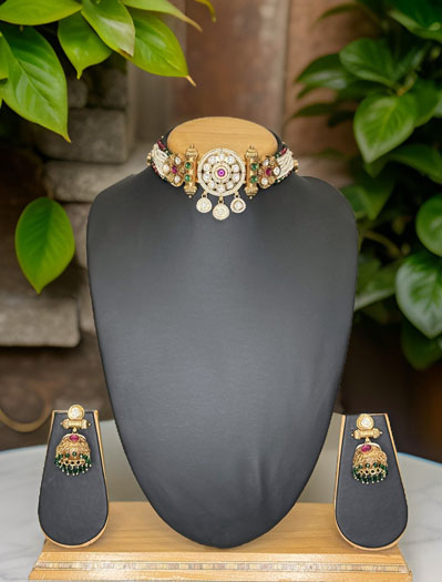 Gold plated Pearl and Pachi Kundan Rajwadi Choker Set