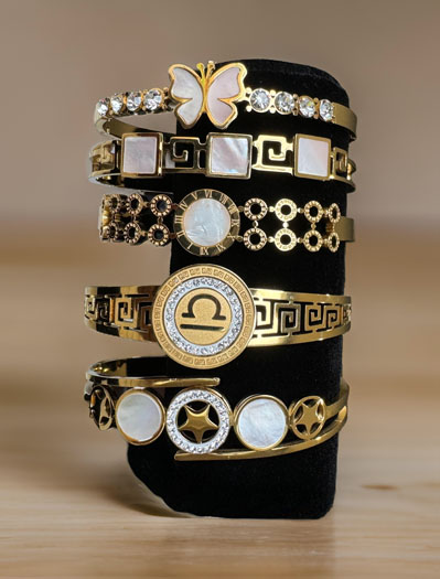 Star Gold Design MOP Charm Bracelet