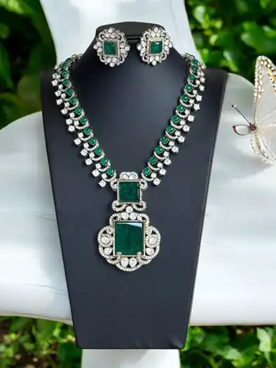 Nita Ambani Inspired Emerald Moissanite Necklace Set