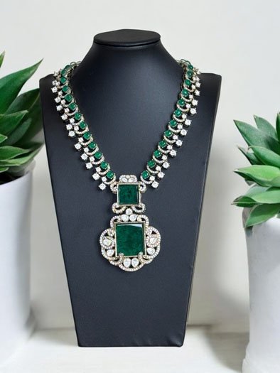 Nita Ambani Inspired Emerald Moissanite Necklace Set