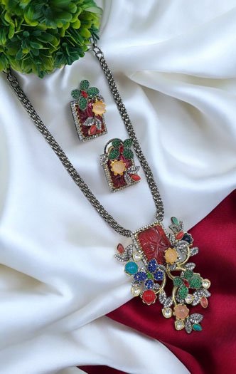 Sabyasachi Inspired Multi Stone Victorian Finish Pendant Set