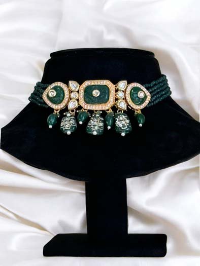 Delicate Green Kundan Choker Set