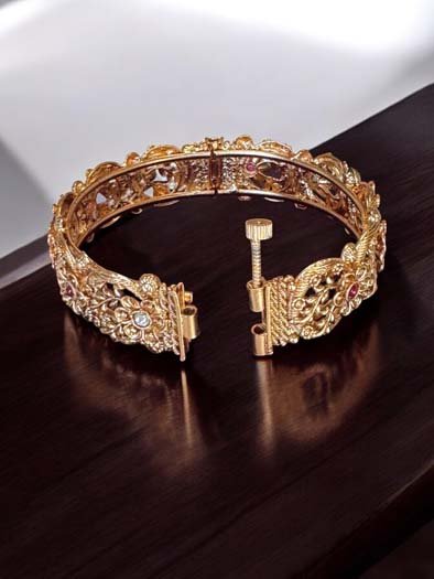 Antique Gold Rajwadi Kada Bangles