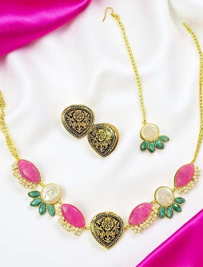 Handmade Natural Stones Designer MOP Necklace Set