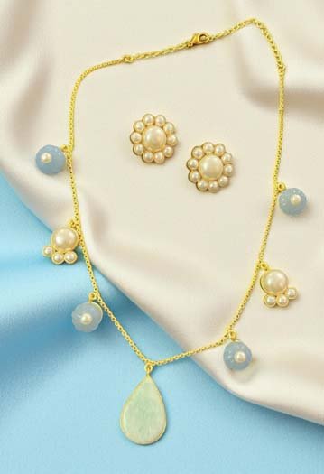 Delicate Summer MOP Necklace with Amazonite Pendant