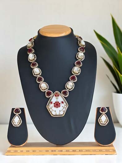 Sabyasachi Inspired Necklace set with MOP Pendant
