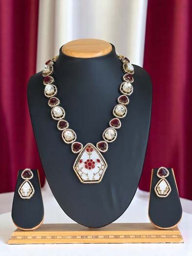 Sabyasachi Inspired Necklace set with MOP Pendant