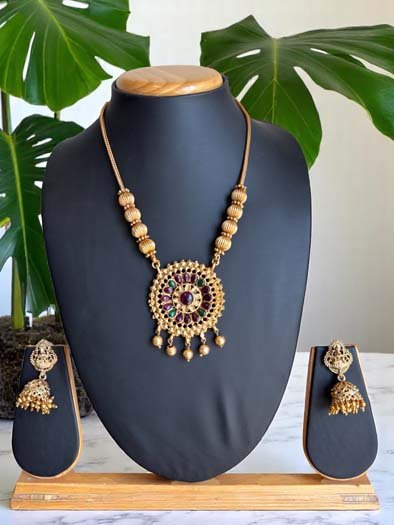 Gold Plated Rajwadi Pendant Set