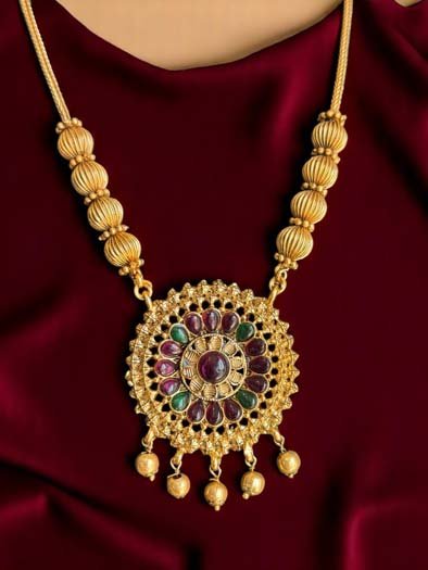 Gold Plated Rajwadi Pendant Set