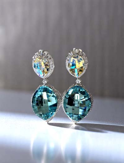 Shimmering Swarovski Crystal Earrings (Rhodium)
