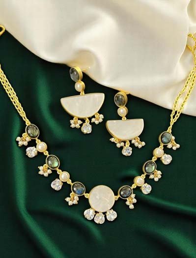 Natural Labrodorite Freshwater Pearls Necklace Set