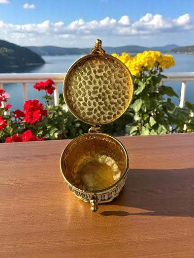 Antique Gold Finished Laxmi Ji Kumkum Dabbi