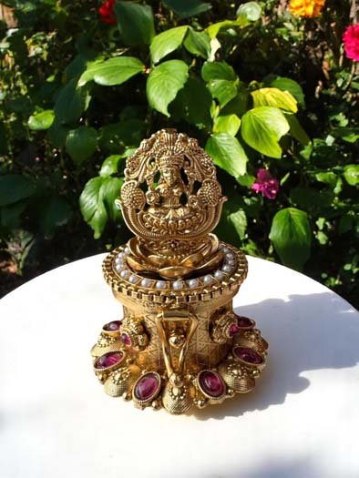 Beautifully Crafted Gold Finished Kumkum Dabbi