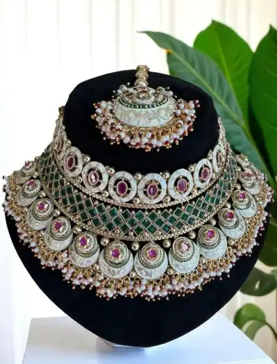 Bollywood Inspired Royal Rajwadi Choker Set w/ maangtika