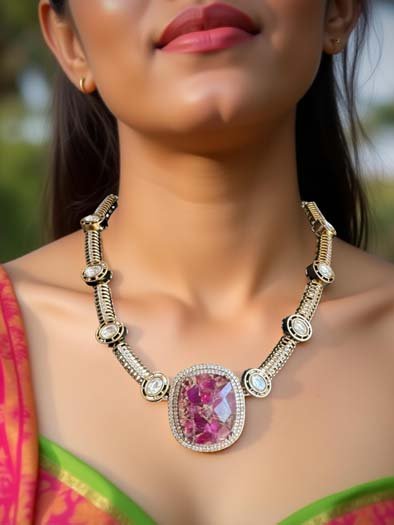 Gorgeous Doublet Stone Polki Kundan Hasli Set