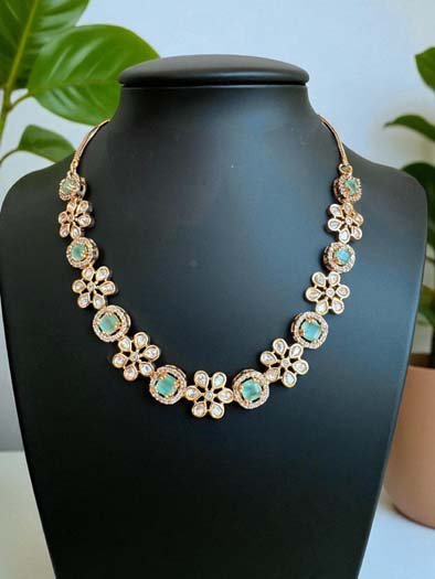 Elegant Premium Kundan Necklace Set